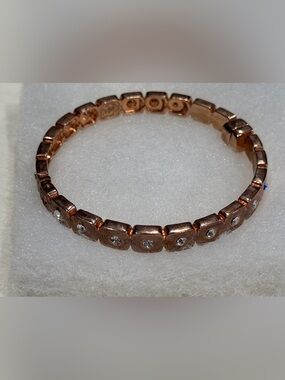 Rose Gold Crystal Link Magnetic Close Bracelet - Women's Jewelry